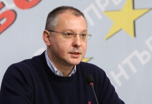 Прокуратурата иска административно наказание за Станишев
