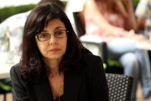 Кунева: Не може да харесваш и нас, и Бареков