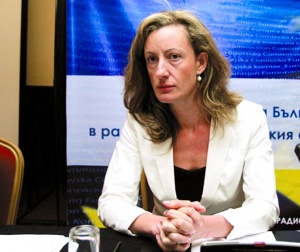 Златанова: Осем пъти намалихме загубите на евросредства