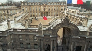 Мъж опита да разбие задния вход на Елисейския дворец