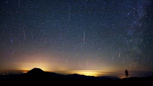 Десетки падащи звезди наблюдаваме в началото на 2014 г.
