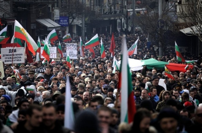 Протестна мрежа и ДАНСwithmeGlobal организарат Общобългарски протест