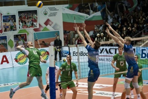 Волейболистите ни биха Холандия с 3:0 гейма