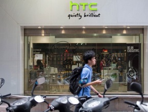 HTC се размина на косъм с поредна тримесечна загуба