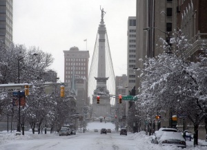 Американците се запасяват с храна и батерии заради студовете