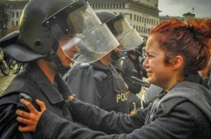 16-годишната Деси към Сидеров: Ти не си Апостол, а лъжец!