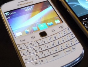 Новите телефони на BlackBerry ще заложат на хардуерни клавиатури