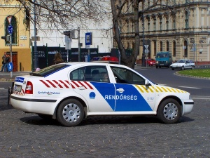 Експлозия пред банка в Будапеща