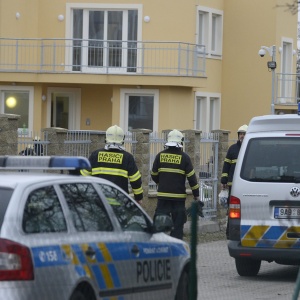 Мъж загина при експлозия на писмо бомба в Чехия