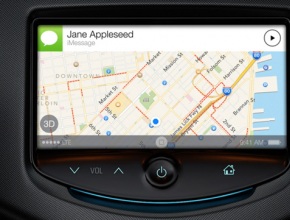 Снимки на няколко екрана от iOS in the Car