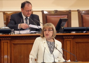 Цецка Цачева: Новият Изборен кодекс служи на БСП