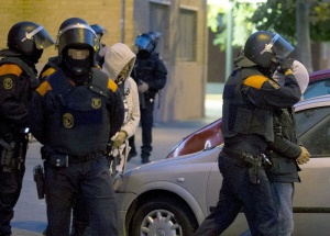 Девет българи арестувани в Испания за кражба на автомобили