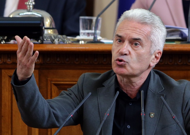 Какво е бъдещето на казуса „Волен Сидеров“?
