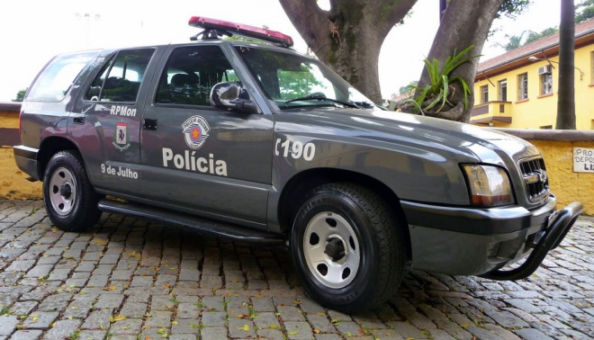 Дванадесет убити при безредици в Бразилия