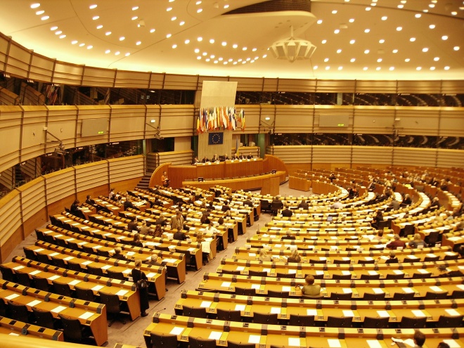 Европарламентът с резолюция срещу трудовите нарушения