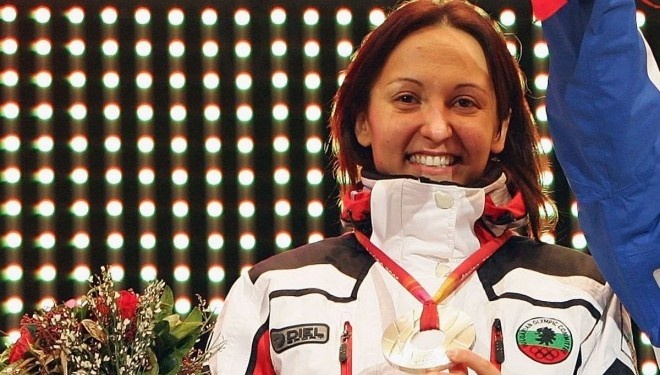 Евгения Раданова ще води предаване за игрите в Сочи