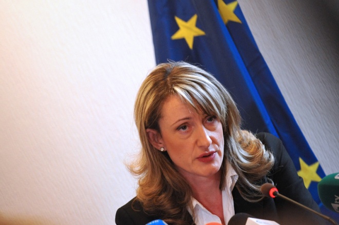 Златанова: Докладът на ЕК е обективен