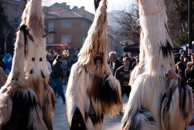 Фестивалът “Сурва” гони лошото от живота ни