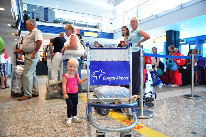 НСИ: Пътуванията в чужбина намаляват