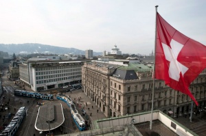 Швейцарски банки с ултиматум към французи, укриващи данъци