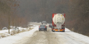 11 ранени след пътни произшествия