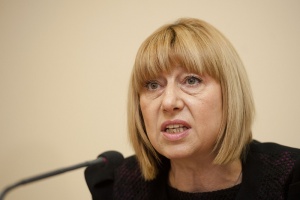 Клисарова прикани бизнеса да участва в образователните реформи
