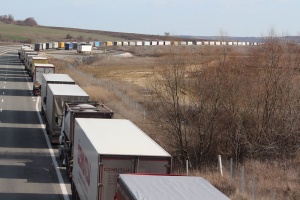 Турски камиони задръстиха гръцка граница заради разрешителните