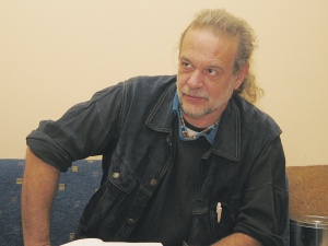 Евгений Дайнов: Не е чудно, че бягат от ГЕРБ, а че толкова закъсняха