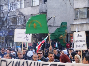 Радан Кънев и Николай Бареков във война: „Кой харчи турски пари?“