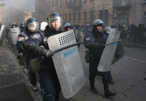 Напрежението в Киев ескалира, полицията е готова за щурм