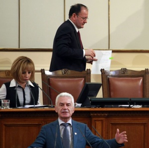 Волен Сидеров се нахвърли върху турски депутати