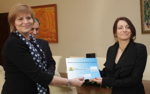 МС награди Сани Жекова със 100 000 лв.
