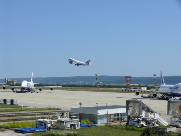 Нова авиолиния между Варна и Истанбул
