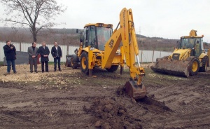 Изграждат 7 къщички за деца от социални домове