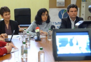 Кунева: Кабинетът да се отчита за новите работни места