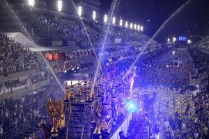 Тонове боклук заляха Рио де Жанейро