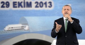 Ердоган иска да забрани Facebook и Youtube