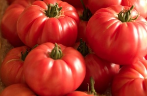 Розовият домат бе "запазен" от Европарламента
