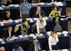 Европа отмени споразумения със САЩ заради подслушването