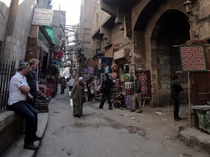 Срутена стена отне живота на шестима в Египет