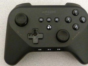 Снимки на игрови контролер с марката на Amazon