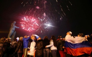 Масови празненства в Крим след референдума