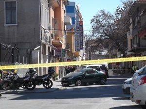 Сапьори обезвредиха бомба под кола на адвокатка в Пловдив