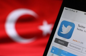 Минимален спад на потребителите на Туитър в Турция след забраната
