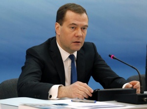 Медведев пристигна в Крим