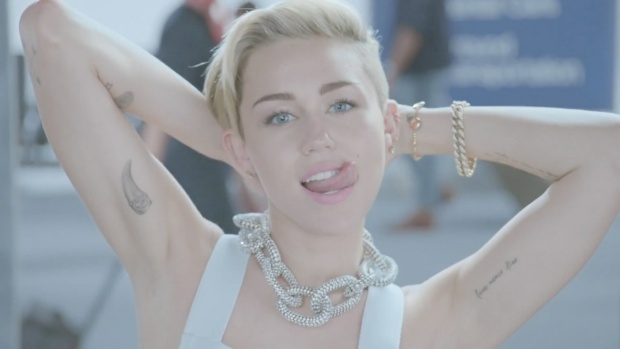 Изучават "Социология на Майли Сайръс" в училище