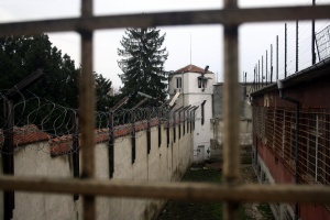 27-годишен затворник става най-младият дядо