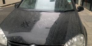 Обявиха екотревога в Англия, вали пясъчен дъжд