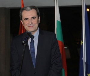 Премиерът поздрави всички здравни работници в България