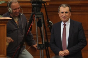 Орешарски: Няма да се строи на Карадере, ако екооценката е негативна